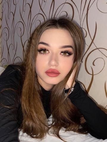 Полина Зелёные глаза фото 2